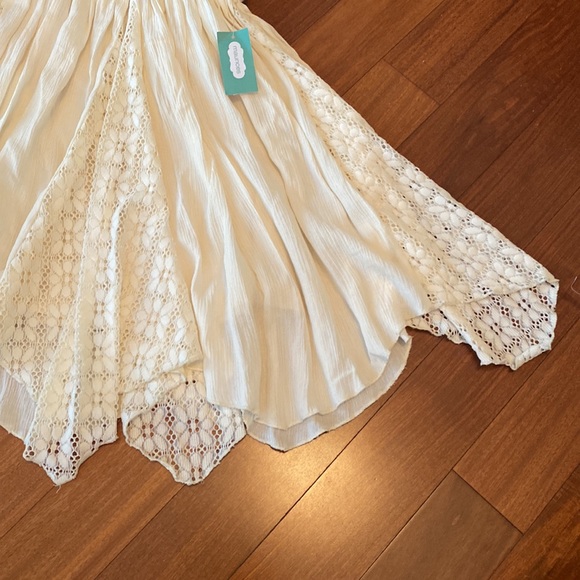 Maurices NWT Asymmetrical Lined Lace Pleated Cream Flare Lawn Skirt - Sz M - Picture 5 of 13